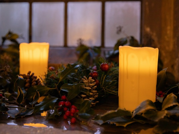 Late & Live Christmas Tour at Rainham Hall