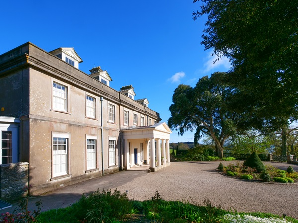 Your Trelissick: Intro to lino printing with Claire Armitage