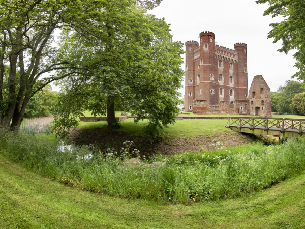'Thy Towers, Tattershall' : A talk from Professor Andrew Jackson