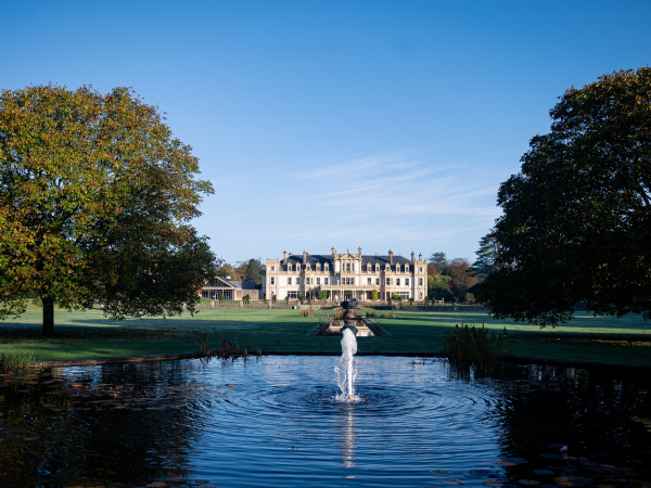 Spring bulb wreath making workshop at Dyffryn Gardens