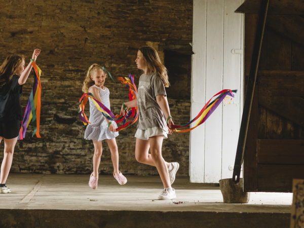 Summer of Play: ShakeOut! family folk dance sessions