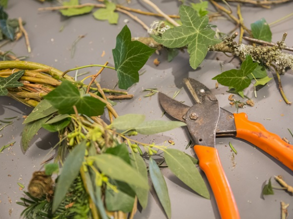 Introduction to Wreath Making