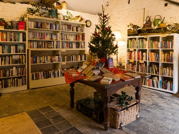 Evening Christmas Tours at Chastleton