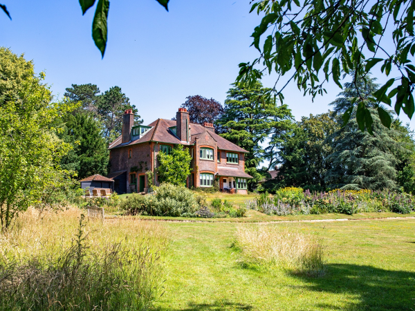 Afternoon House Tour: Masterpieces at Shaw's Corner