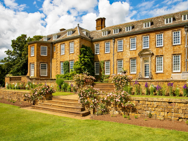 Sparkling Evening Talk - 'Sèvres and more at Upton House'