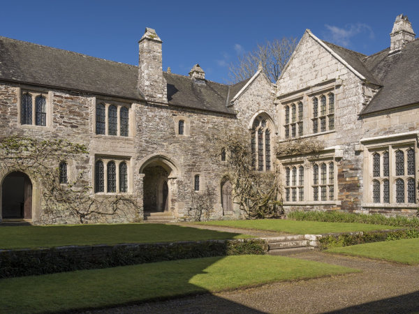 Callington Singers at Cotehele
