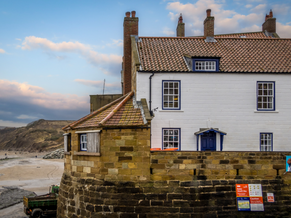 Fossil Forage at Robin Hoods Bay