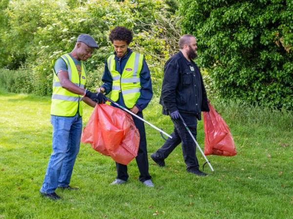 The Big Help Out-Litter Pick at Columbjohn-The Great Big Green Week