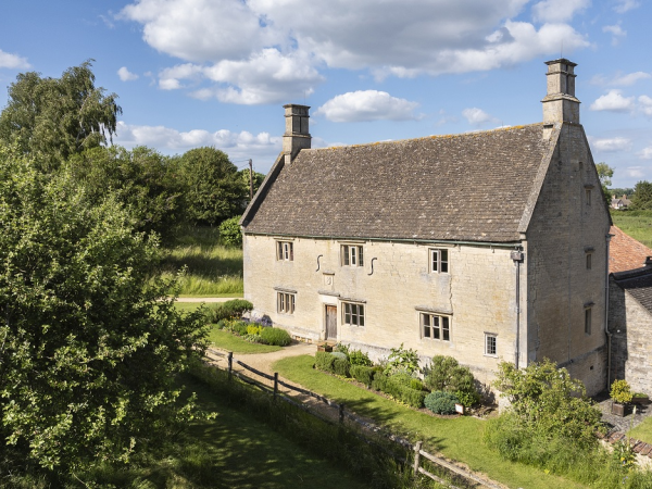 Family Tours of Woolsthorpe Manor