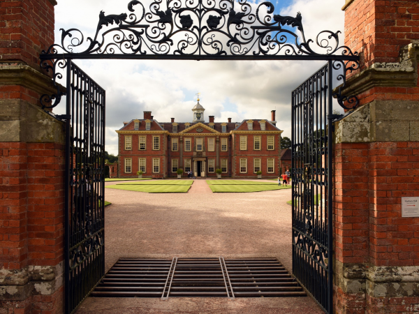 Outdoor Theatre: The Pirates of Penzance