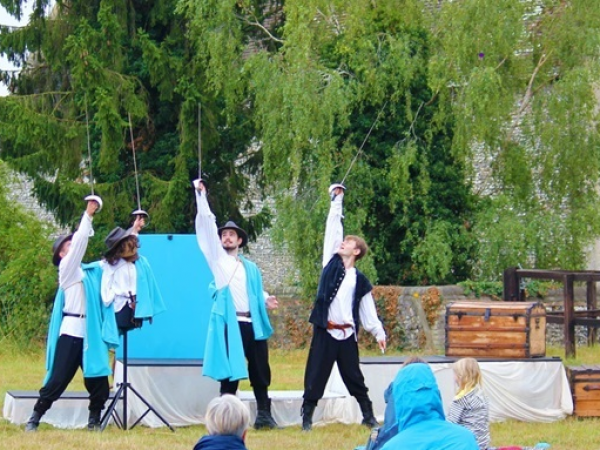 Outdoor family theatre: The Three Musketeers - Sunday 18 May (Gates 5pm, performance 6pm)