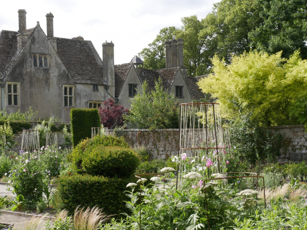 Guided tour of Avebury Manor Garden