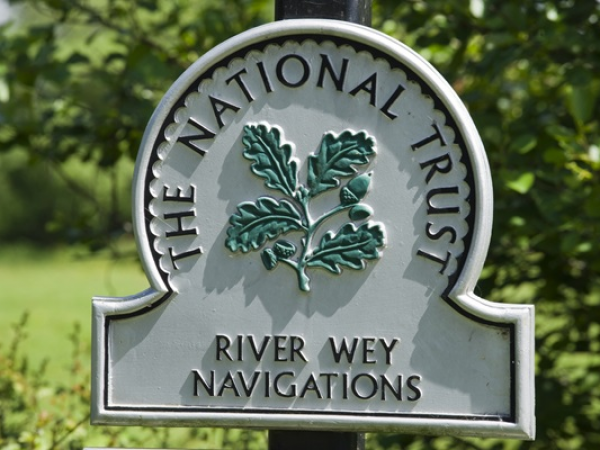 Lovelace Bridges guided walk