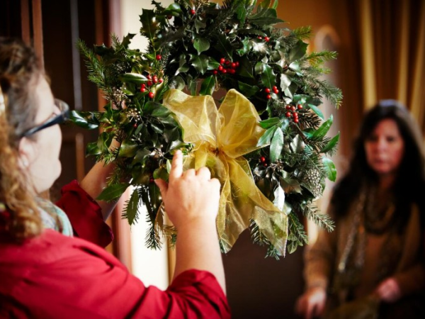 Christmas wreath-making workshops - Tyntesfield