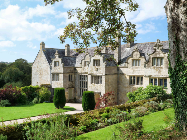 Private house tour at Trerice
