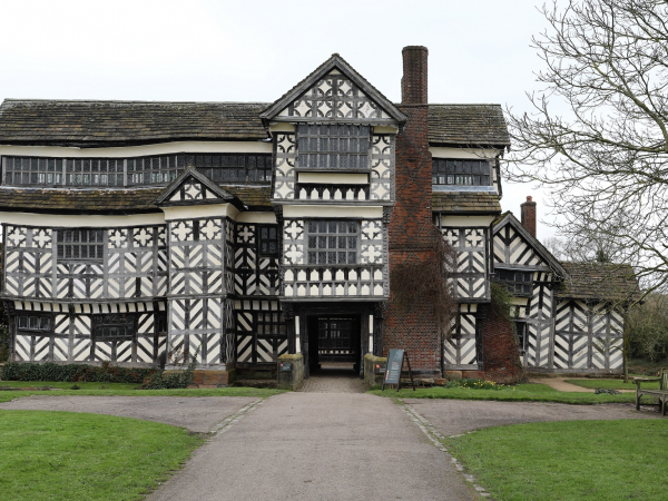 Torchlit Tours - Little Moreton Hall