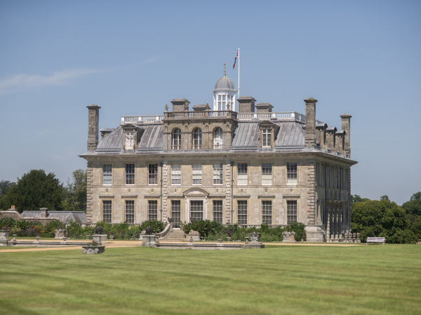 Stencil printing - cushion cover workshop