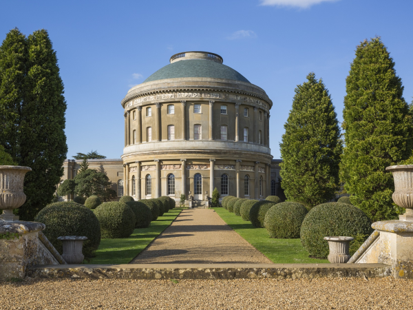Drawing workshop with artist Katie Shipton - Ickworth