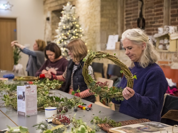 Christmas wreath making workshop at Avebury