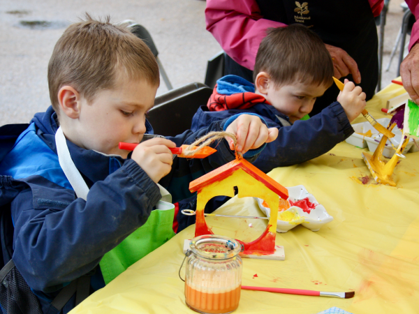 Bird House Decorating Craft Workshop