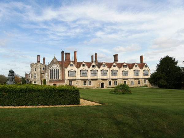 The changing faces of Knole: An archaeological walk