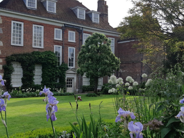 Mompesson House
